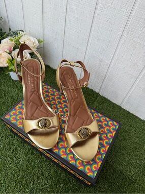 Kurt Geiger Chelsea sandal Metallic Gold Ankle-Strap Heels size 41 US 10 New IB